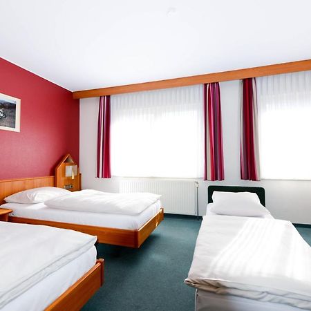 Christophe Colomb Luxemburg Exterior foto